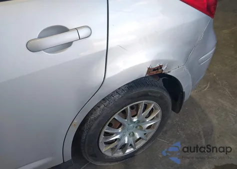 2008 Nissan Versa 1.8S z USA, uszkodzony, nr VIN 3N1BC13E68L395932